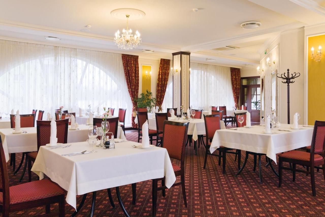 Отель Hotel Kopczyński Добре-Място-13