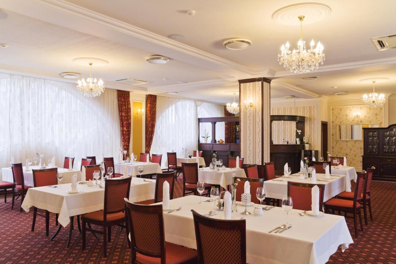 Отель Hotel Kopczyński Добре-Място-15