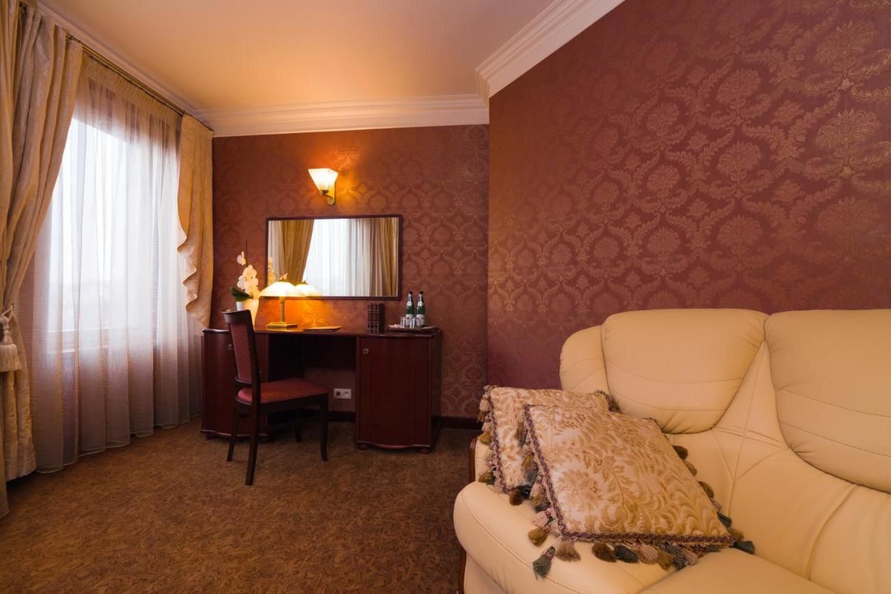 Отель Hotel Kopczyński Добре-Място-24