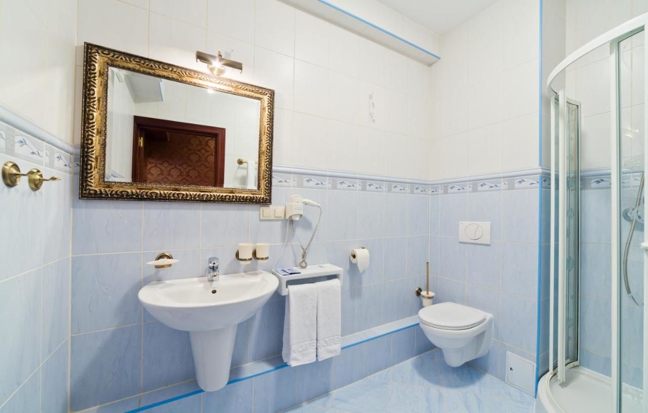 Отель Hotel Kopczyński Добре-Място-30