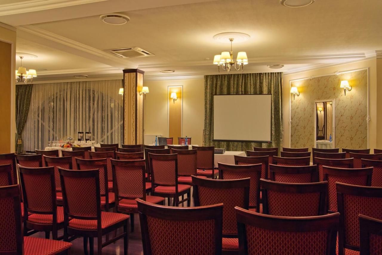 Отель Hotel Kopczyński Добре-Място-33