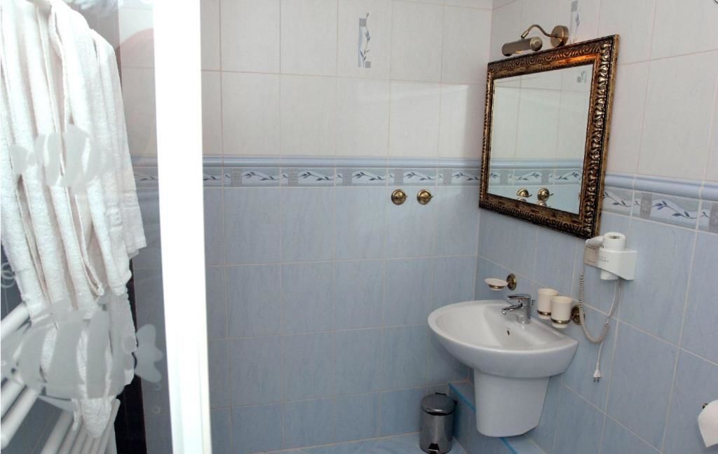 Отель Hotel Kopczyński Добре-Място-44